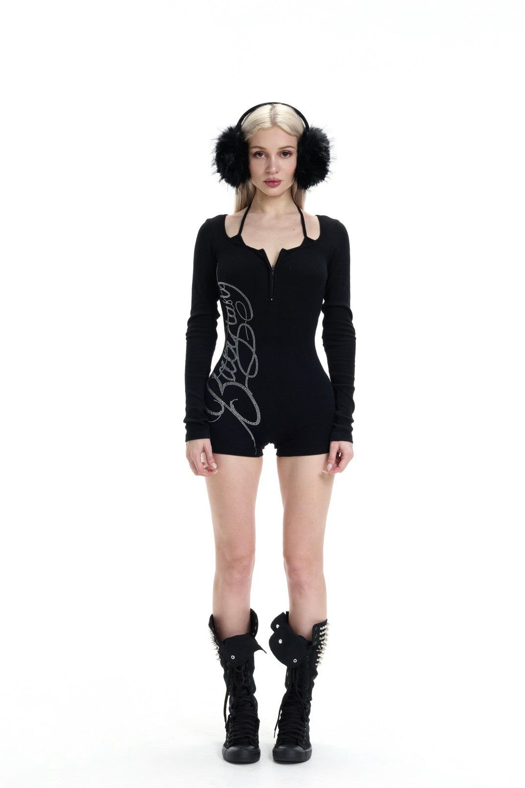 Hot Girl Knit Jumpsuit – Illusion Two-Piece Design, Incredibly Slimming with Large Rhinestones (One-Piece Set)